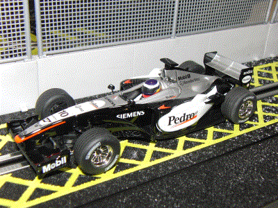 HORNBY - 2006 - 2700 - F1 McLaren MP4-20 2005 #10 - Pedro de la Rosa